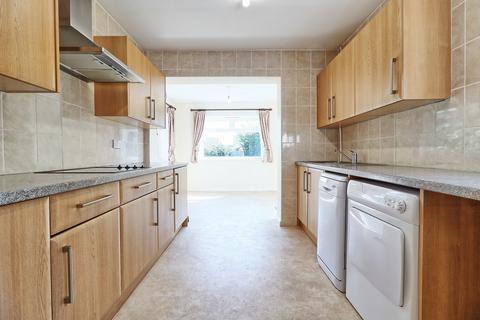 9 Cedar Drive, Hullbridge, Hockley, SS5 6JE