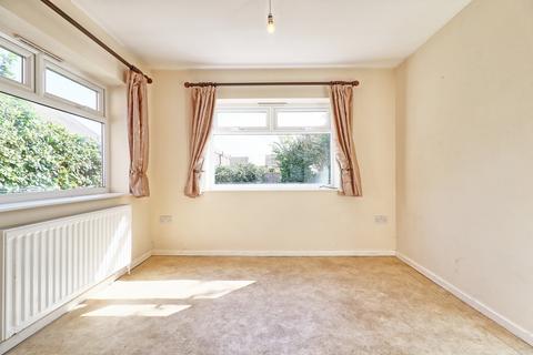 9 Cedar Drive, Hullbridge, Hockley, SS5 6JE