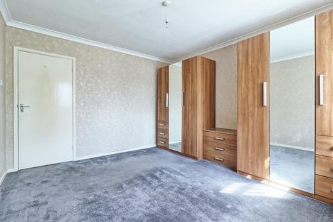 9 Cedar Drive, Hullbridge, Hockley, SS5 6JE
