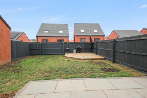 3 bedroom semi-detached house for sale, Fitzhugh Rise, Wellingborough NN8