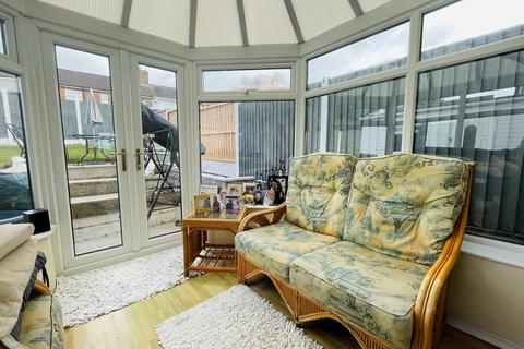 14 Burford Close, Walsall, WS5 4HL
