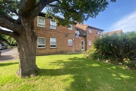 Studio for sale, Lodge Close, Portslade BN41