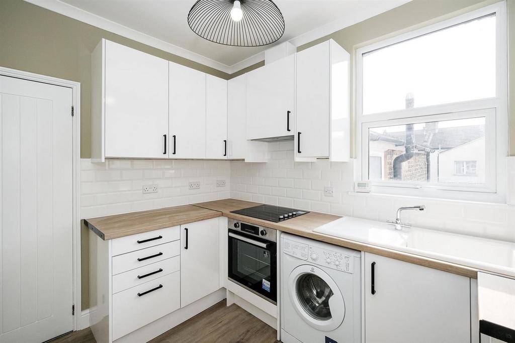 171b Cann Hall Road-10 web.jpg