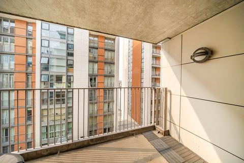 1 bedroom apartment for sale, Western Gateway, London