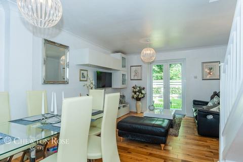 1 Jones Corner, Ascot, SL5 8QT