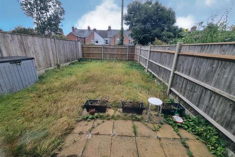 2 bedroom detached bungalow for sale, Stradbroke Road, Gorleston