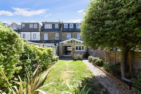 60 Faraday Road, London, SW19 8PD