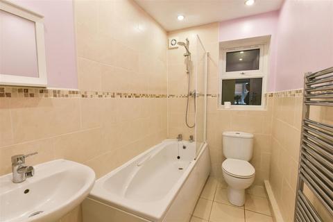 2 bedroom flat for sale, Hebdon Court, York