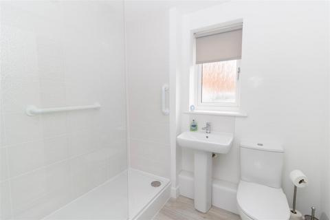 2 bedroom ground floor flat for sale, Sunflower Drive, Great Park, Newcastle upon Tyne