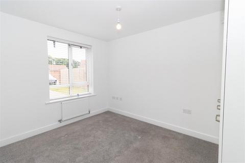 2 bedroom ground floor flat for sale, Sunflower Drive, Great Park, Newcastle upon Tyne