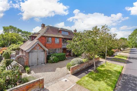 6 bedroom detached house for sale, Shakespeare Road, Birchington, Kent