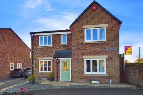 4 bedroom detached house for sale, Southlands Close, South Milford, Leeds