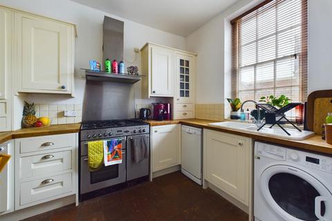 2 bedroom end of terrace house for sale, Colne Road, Cromer