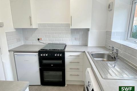 2 bedroom apartment for sale, Tilbury Close, Castlecroft