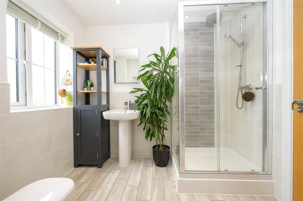 Second En-Suite