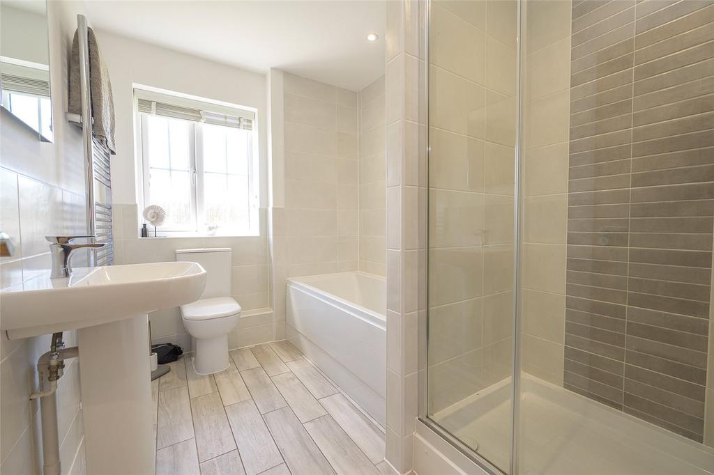 Main Bathroom