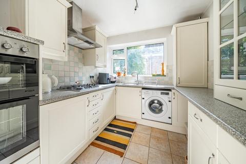 2 bedroom flat for sale, The Knoll, Beckenham