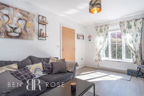 32 Spinners Avenue, Bamber Bridge, Preston, PR5 6FP