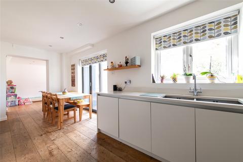 10 Mulberry Road, Northfleet, Gravesend, DA11 8NZ