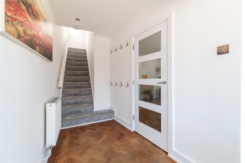 10 Mulberry Road, Northfleet, Gravesend, DA11 8NZ