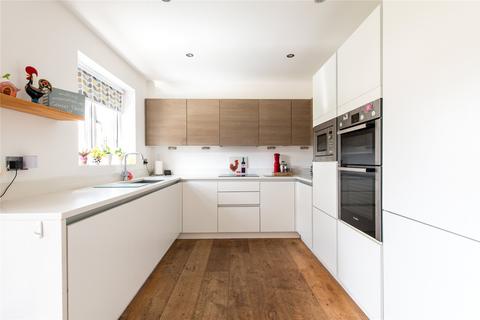 10 Mulberry Road, Northfleet, Gravesend, DA11 8NZ