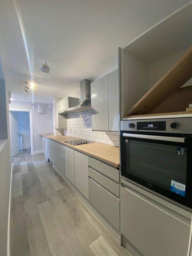 Kitchen 2