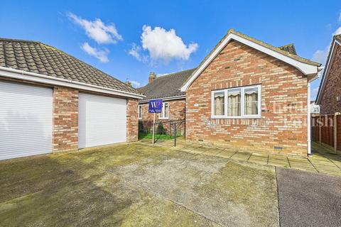 3 bedroom detached bungalow for sale, Edenside Drive, Attleborough NR17