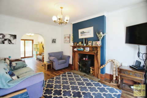 Bron Haf Banc Bach, Penclawdd, Swansea, SA4 3FJ