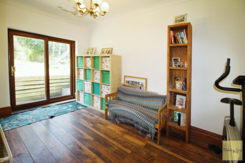 Bron Haf Banc Bach, Penclawdd, Swansea, SA4 3FJ