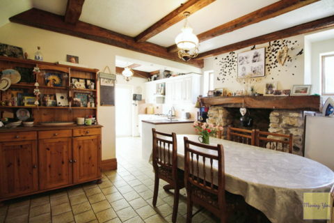 Bron Haf Banc Bach, Penclawdd, Swansea, SA4 3FJ