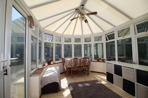 Bron Haf Banc Bach, Penclawdd, Swansea, SA4 3FJ