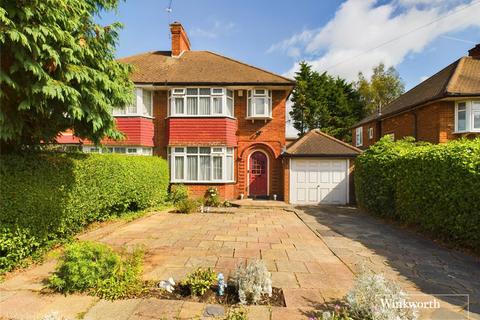 8 Alington Crescent, London, NW9 8JN