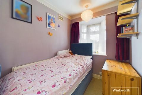8 Alington Crescent, London, NW9 8JN