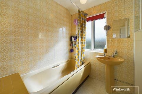 8 Alington Crescent, London, NW9 8JN