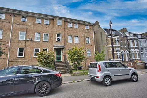 2 bedroom flat for sale, Priory Gate Road, Dover, CT17