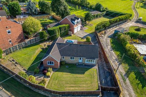 4 bedroom detached bungalow for sale, Hollin Lane, Wakefield WF4