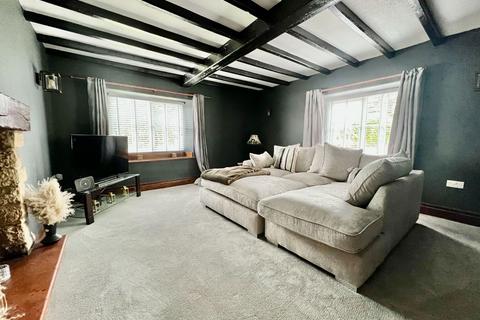 Folly House Aberford Road, Bramham, Wetherby, LS23 6QN