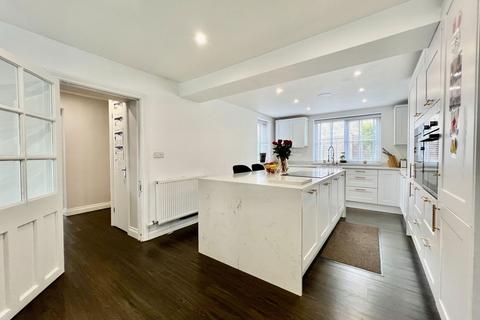 Folly House Aberford Road, Bramham, Wetherby, LS23 6QN