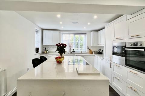 Folly House Aberford Road, Bramham, Wetherby, LS23 6QN