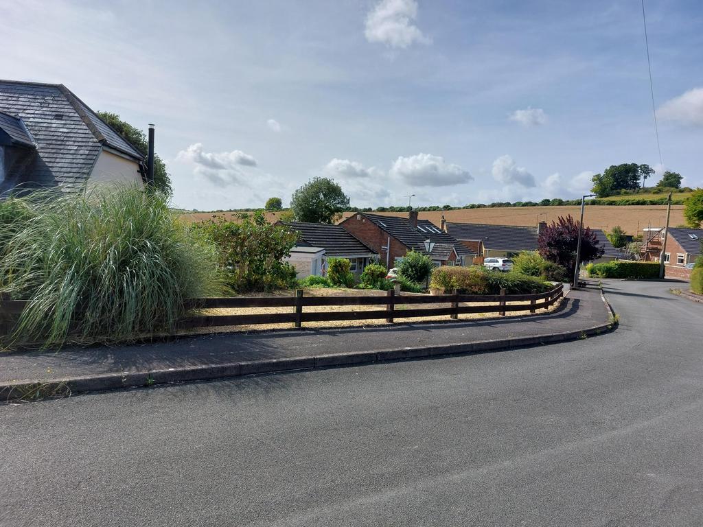 Great Croft, Firsdown SP5 - View 4