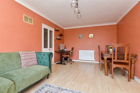 1 bedroom flat for sale, Worcester Road, Sutton, Surrey