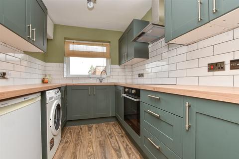 1 bedroom flat for sale, Worcester Road, Sutton, Surrey