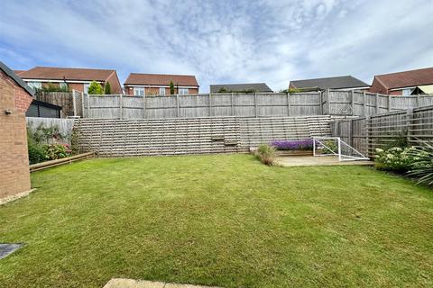 21 Graders Close, Mapplewell, Barnsley, S75 6PN