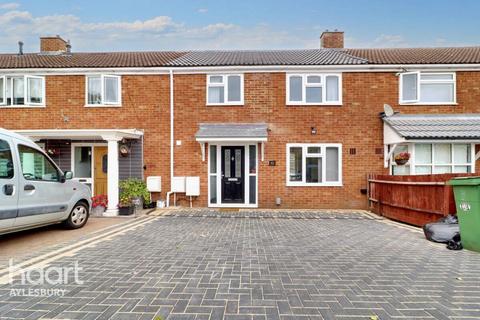 3 bedroom terraced house to rent, Meadowcroft, Aylesbury
