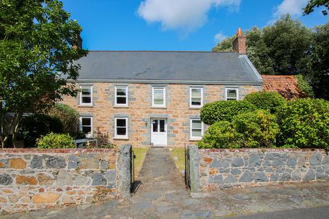 Property for sale, Rue des Rocquettes, St Andrew's, Guernsey, GY6