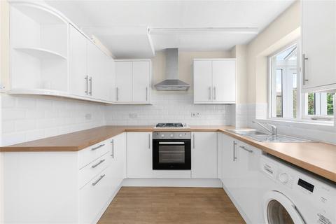 1 Stanmore Close, Ascot, SL5 9EU