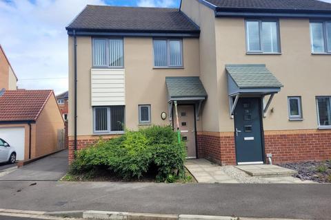 3 bedroom semi-detached house to rent, Iris Grove, Darlington DL1