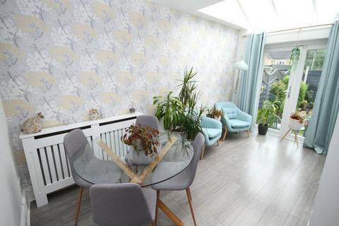 27 Harehill Road, Bradford, BD10 8PQ