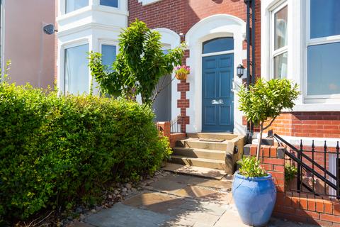 3 bedroom apartment for sale, a East Beach, Lytham St. Annes, Lancashire