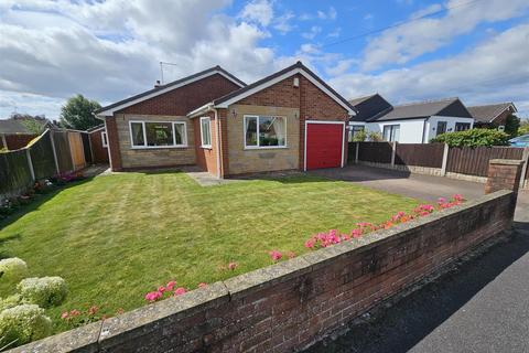 2 bedroom detached bungalow for sale, Winston Grove, Retford DN22